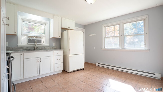 Building Photo - 24 Coburn Cir