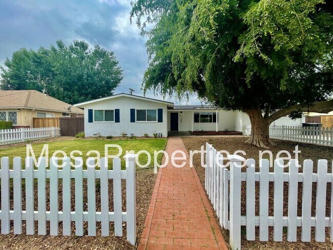 Building Photo - 1309 S Mullender Ave
