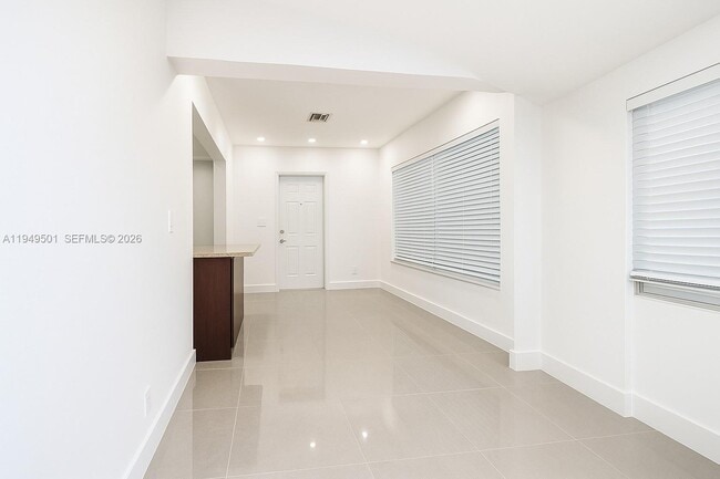 Foto del edificio - 2806 Taylor St