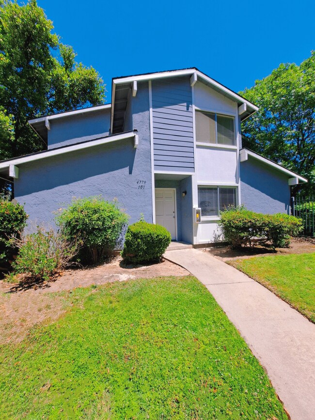 Foto del edificio - 4779 N Cedar Ave
