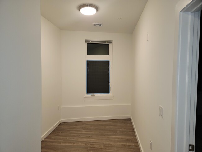 Building Photo - 61 Virginia Ave
