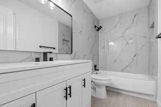 Building Photo - 6646 Montauk Dr