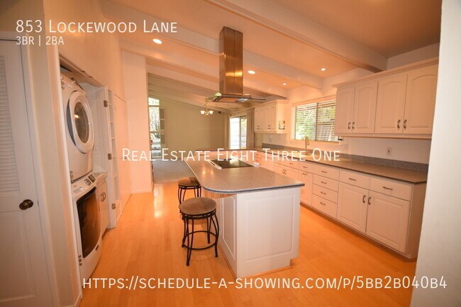 Building Photo - Scotts Valley Classic 3 bed / 2 bath Ranch...