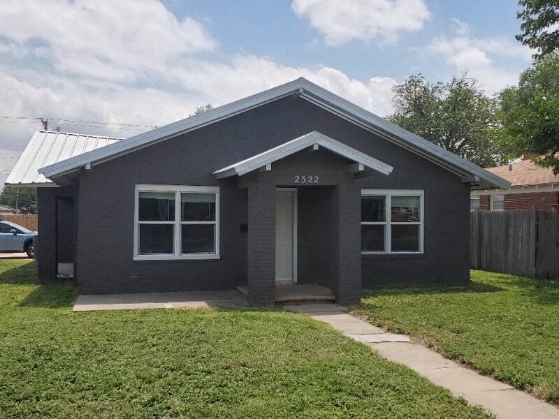 Foto principal - 2522 6th Ave