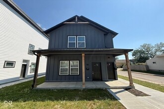 Building Photo - 401 N Walcott St