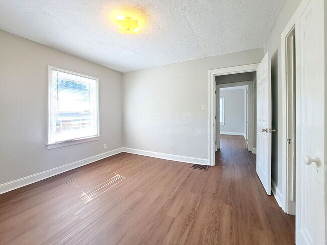 Foto del edificio - 341 N 42nd St