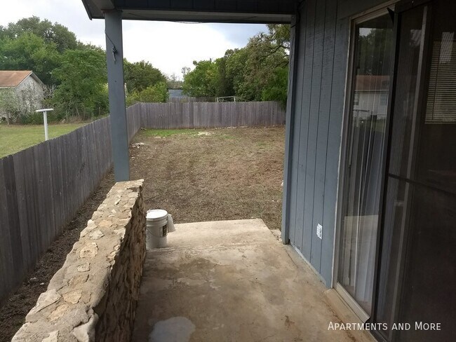 Foto del edificio - 705 Allen St