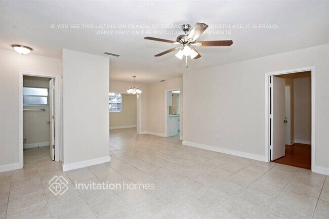 Building Photo - 7438 Taft St