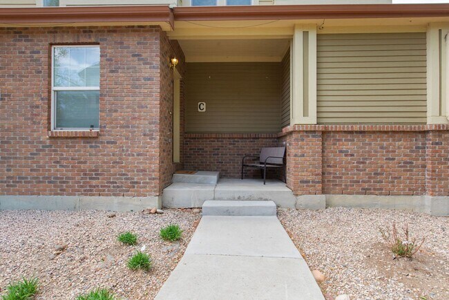 Building Photo - Fabulous 2 Bed 2 Bath Condo In Observatory Village