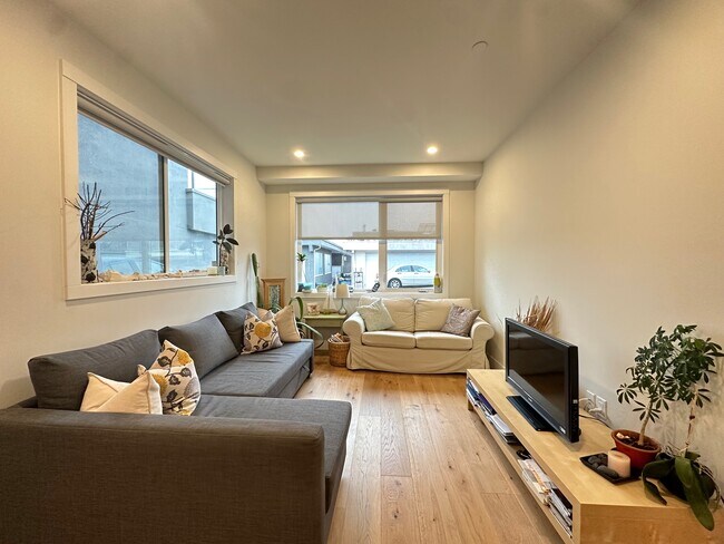 Photo du bâtiment - 15536 Columbia Av