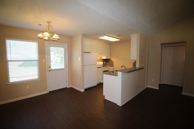 Foto del edificio - 16307 Long Valley Ct
