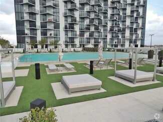 Building Photo - 5300 Paseo Blvd