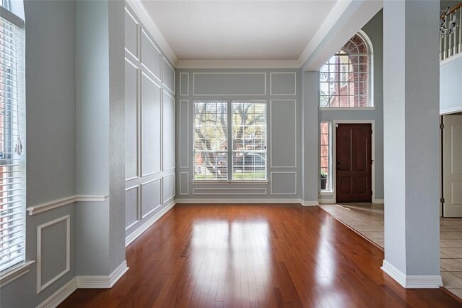 Foto del edificio - 10020 Lachlan Dr