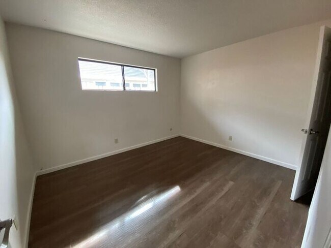 Foto del edificio - 317 15th St NW