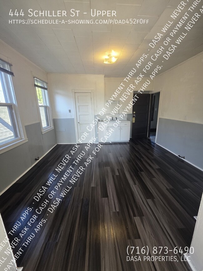 Building Photo - 444 Schiller St