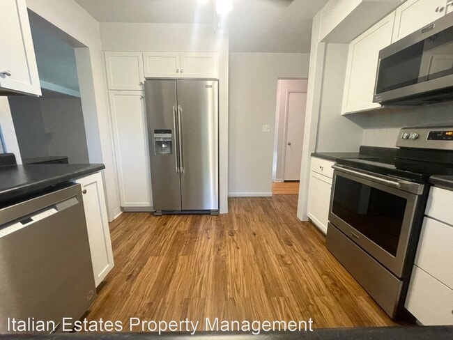 Building Photo - 4 br, 2 bath House - 2832 Nevada St.