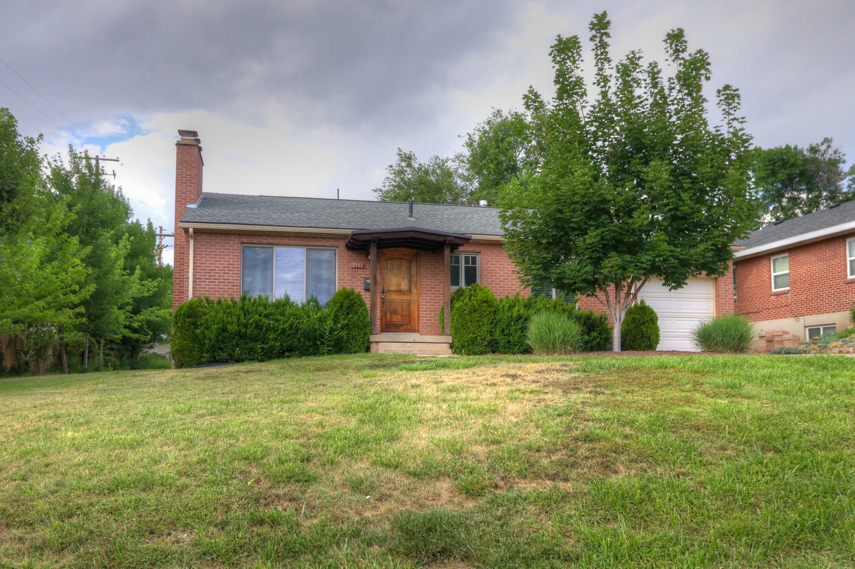 Primary Photo - 2493 E 1700 S