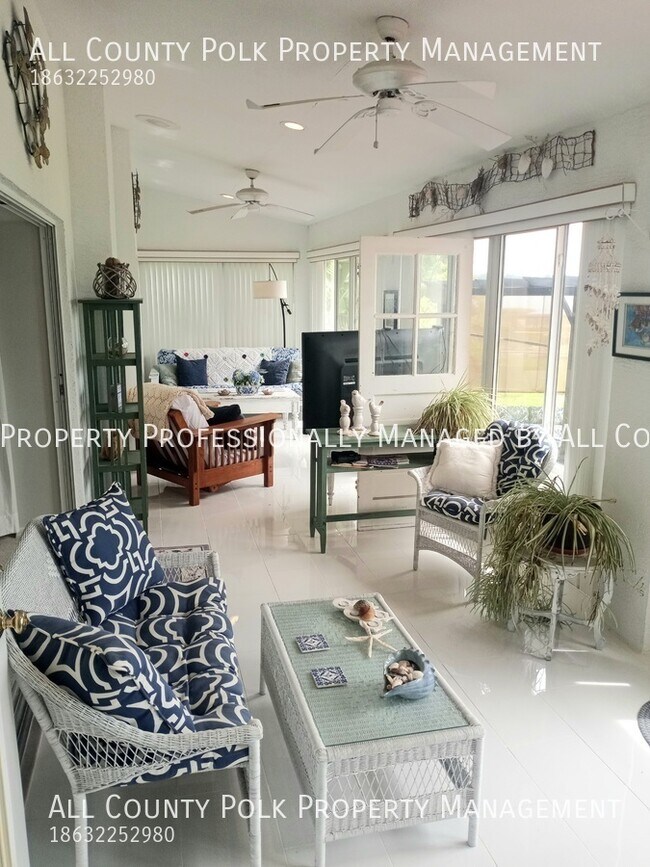 Building Photo - SHORT TERM (MTM) LAKEFRONT FURNISHED RENTA...