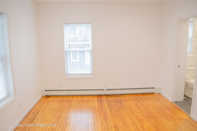 Foto del edificio - 152 St James St