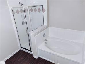 Building Photo - 5213 Mirror Lake Dr