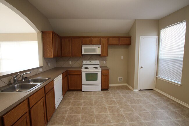 Foto del edificio - Available! Beautiful 3 bedroom 2 bathroom ...