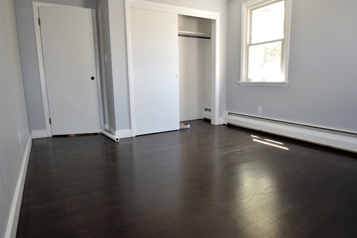 19 Commercial St, Marblehead, MA 01945 Apartments in Marblehead, MA