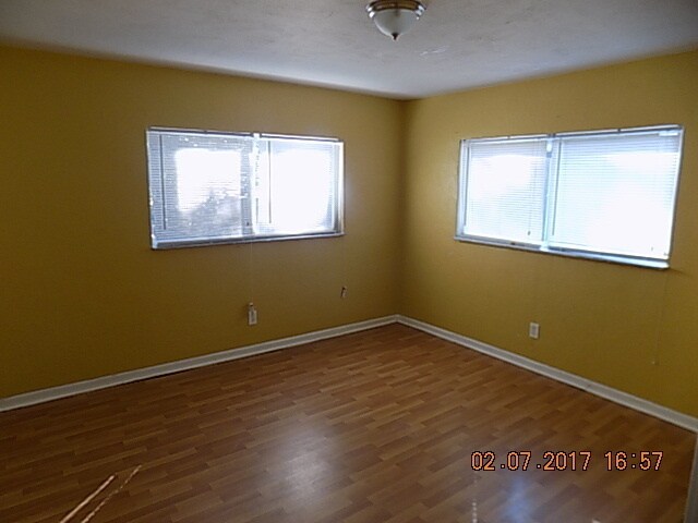 Building Photo - Tampa 3/1 Single Home