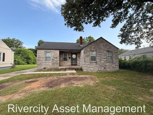 Foto del edificio - A MUST-SEE SECTION 8 FRIENDLY HOME!!!!