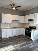 Building Photo - 241 Saratoga St