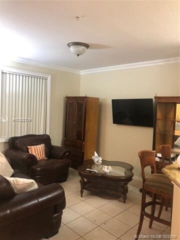 Building Photo - 8964 W Flagler St  206 Miami FL 33174