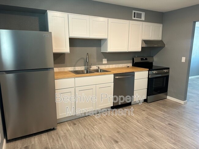 Foto del edificio - 1315 W 4th St