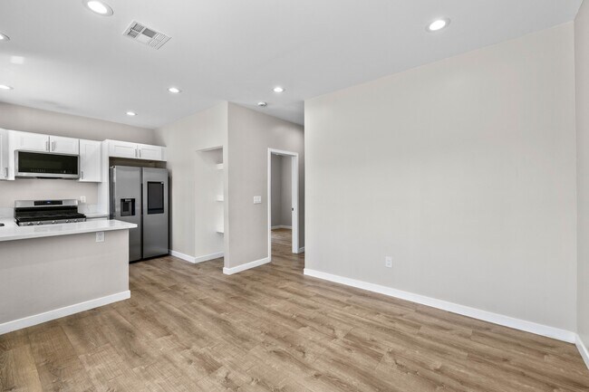 Building Photo - 5010 54th St