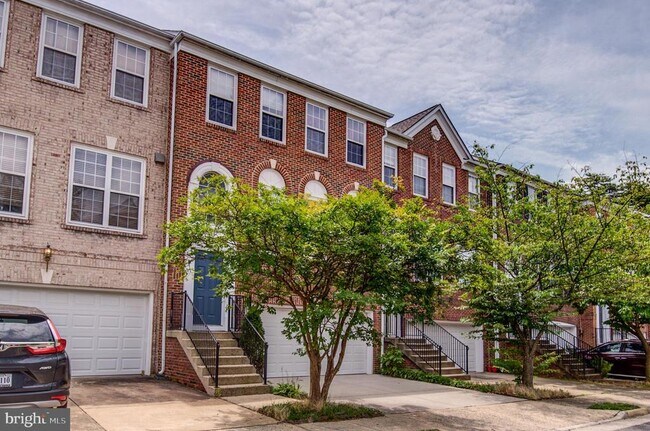 Building Photo - 13118 Rose Petal Cir