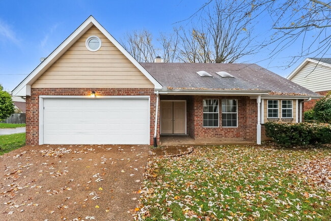 Building Photo - 101 White Oak Ct