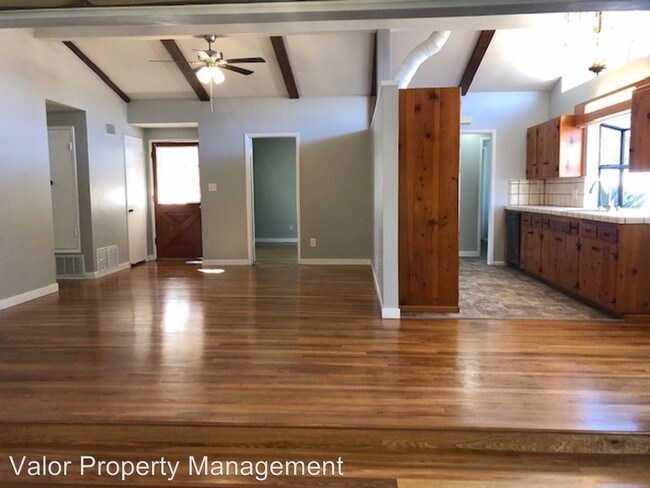 Building Photo - 4 br, 2 bath House - 5712 Waring Road