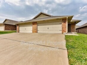 Building Photo - 4309 Edinburg Way