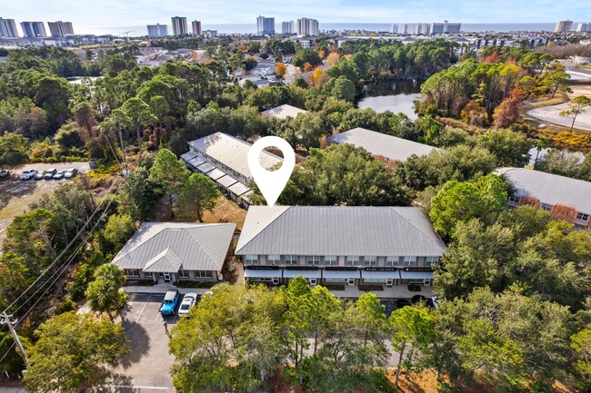 Building Photo - 986 Airport Rd
