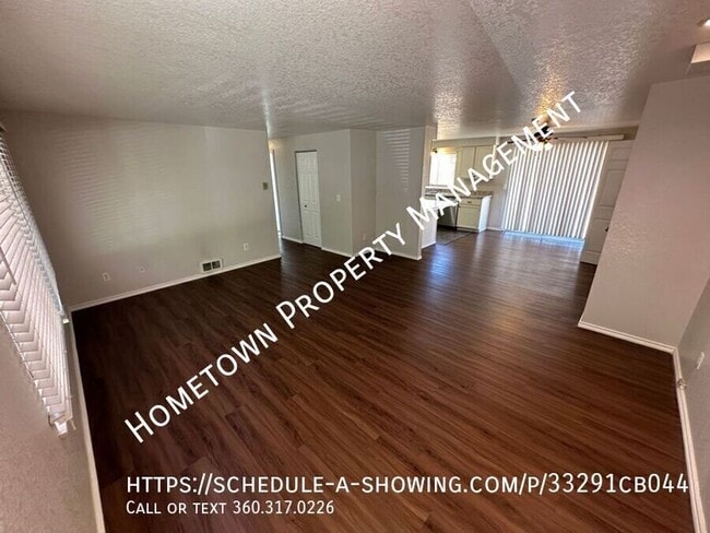 Building Photo - 9220 Clover Dr SE