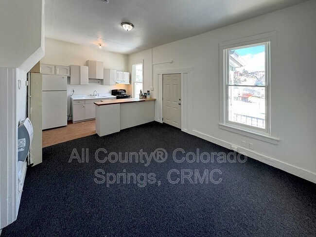 Building Photo - 215 N First Street