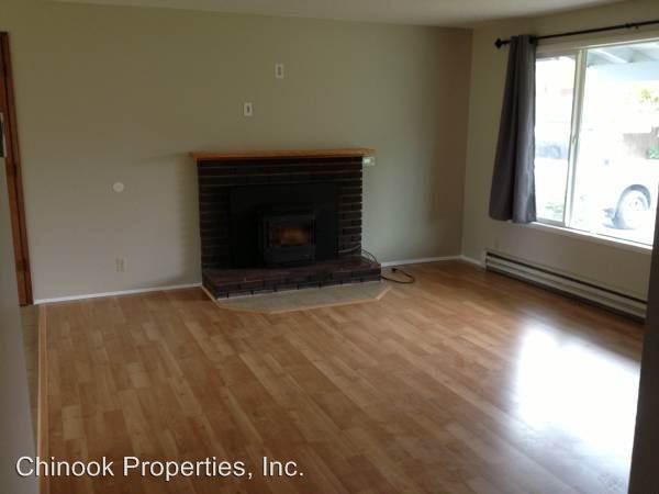 Foto del edificio - 3 br, 1 bath House - 364 Suburban Ave