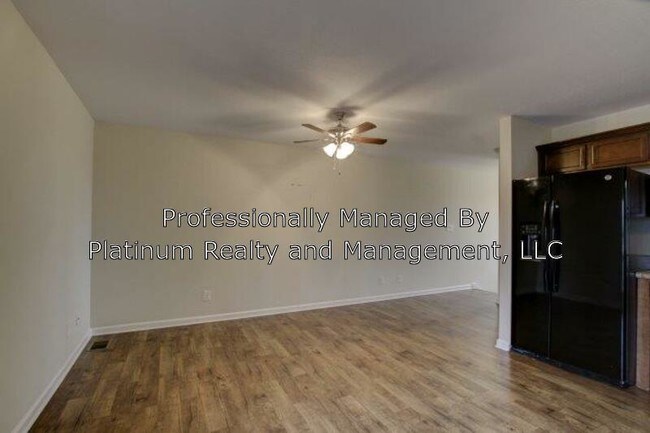 Foto del edificio - 1720 Thistlewood Dr