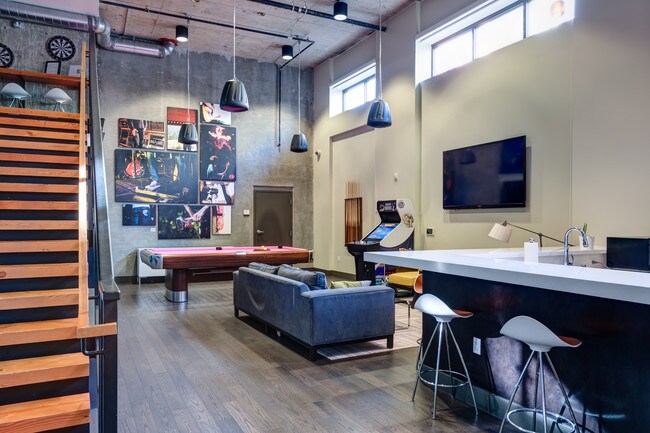 OSSLU Residence Lounge & Gameroom - Cumulus SLU