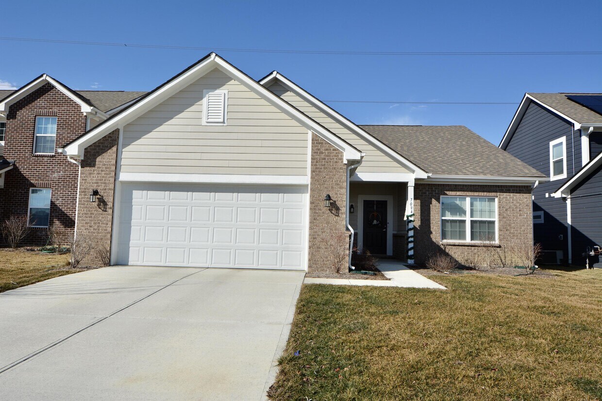 7084 English Oak Dr, McCordsville, IN 46055 House Rental in