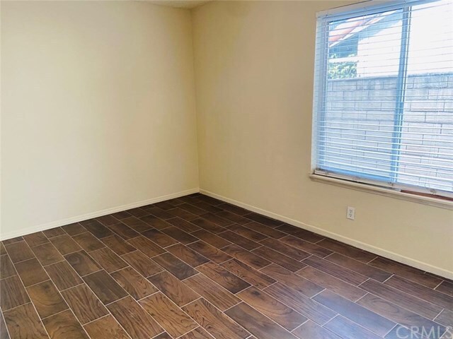 Foto del edificio - 17170 Ridge Park Dr