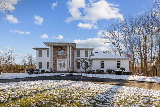 Foto del edificio - 4 Arbor Ct