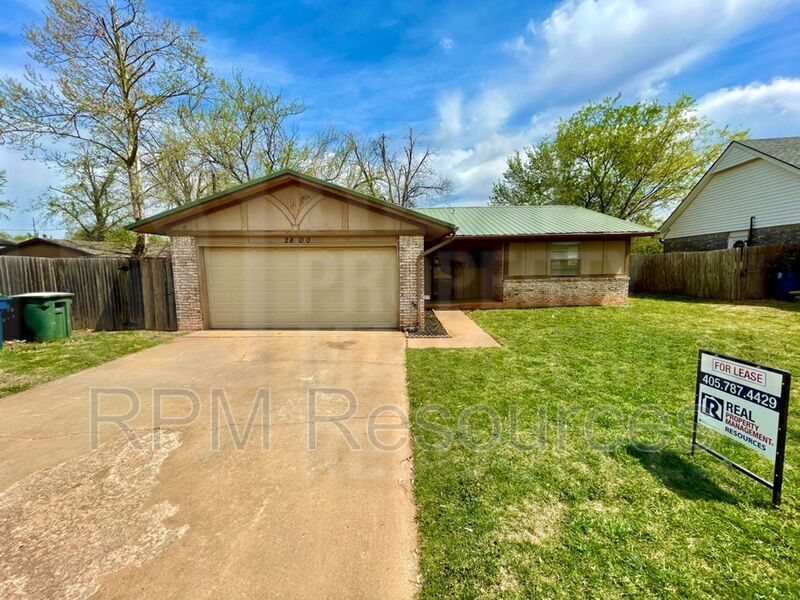 Foto principal - 2800 Wanetta Ave