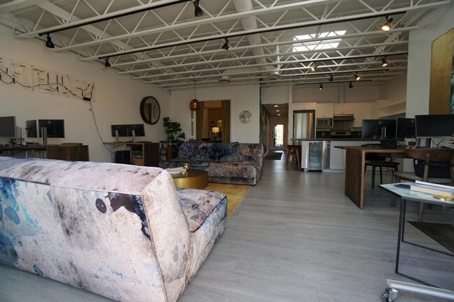 Foto del edificio - 1509 Abbot Kinney Blvd