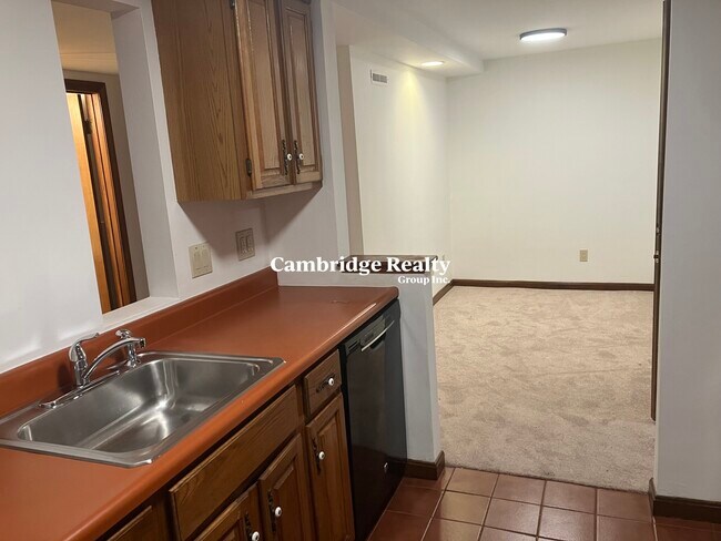 Foto del edificio - 175 Summer St