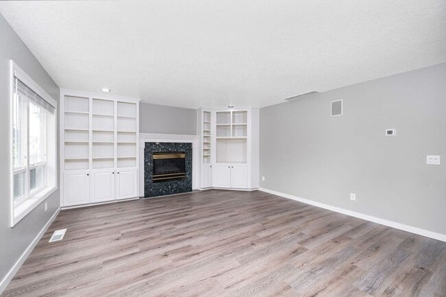 Building Photo - 16742 NW Dublin Ct