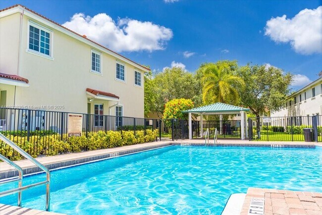 Foto del edificio - 21007 NW 14th Pl